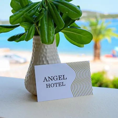 Angel 3* Κόρφος