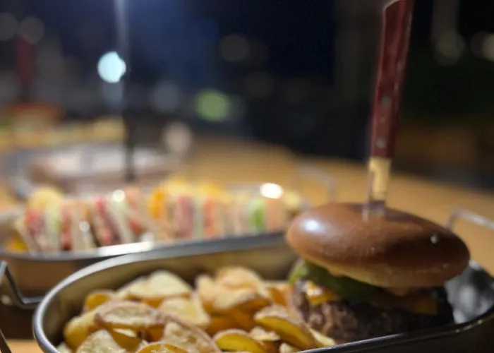 Angel מלון Kórfos